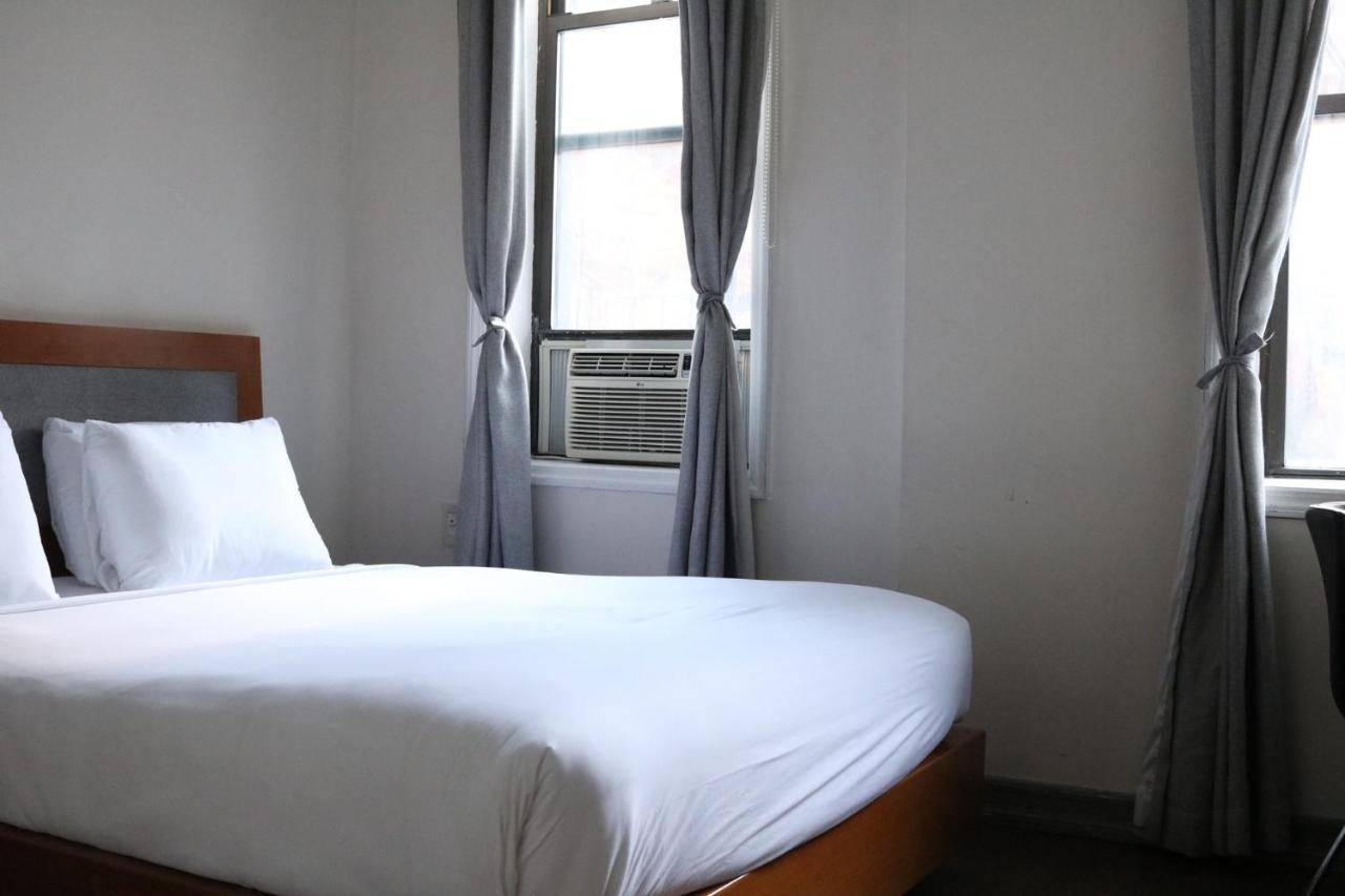 Midtown West Hotel New York Exterior photo